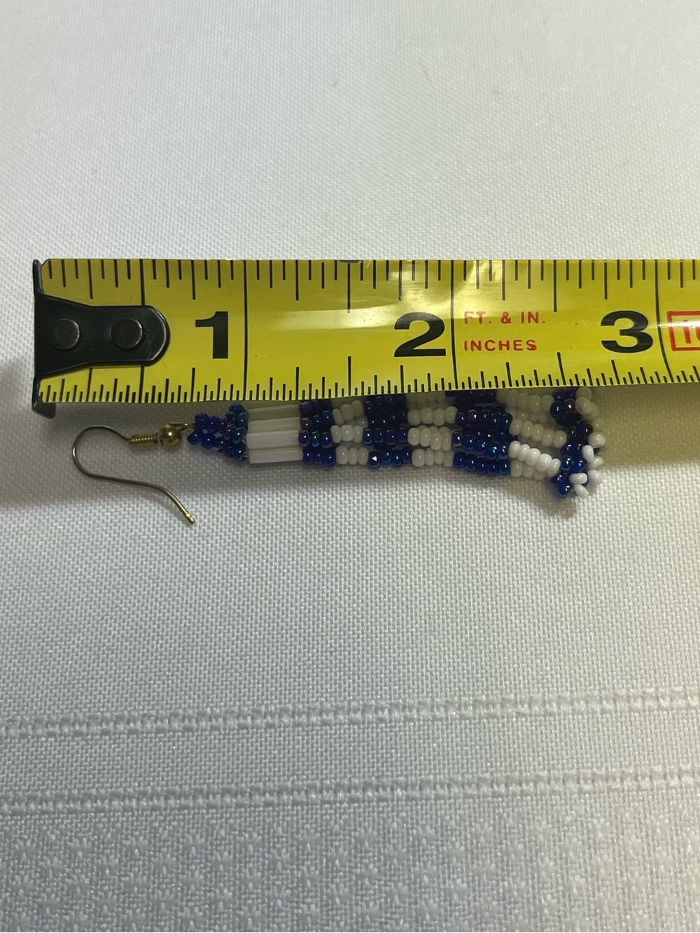 Beaded dangle earrings - Picture 3 of 3